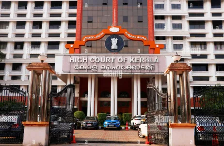 Kerala High Court strikes down restriction barring women from working in toddy shops